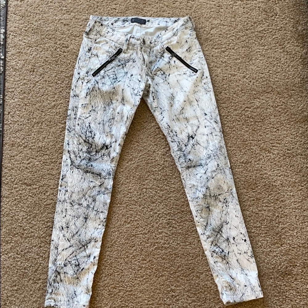 Guess Jeans size 27